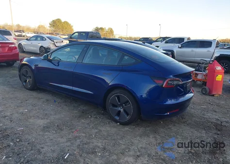2021 Tesla Model 3 Standard Range Plus Rear-Wheel Drive z USA, uszkodzony, nr VIN 5YJ3E1EA8MF092097